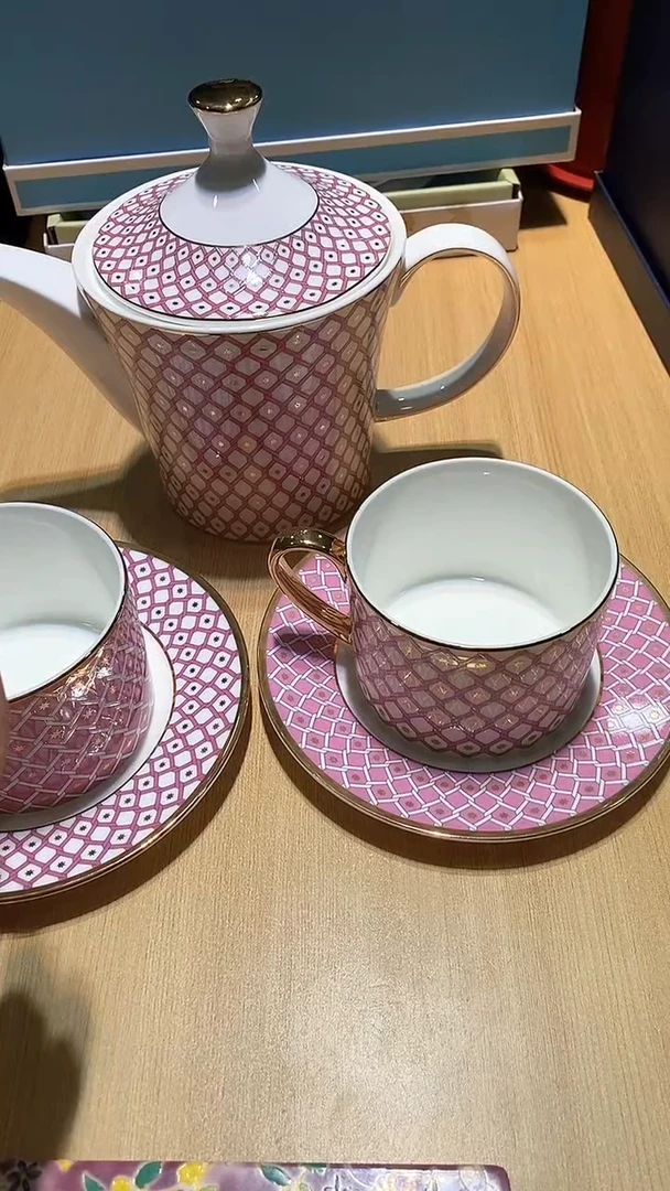 【闪购商品】瓷片锅碗瓢盆一件不剩