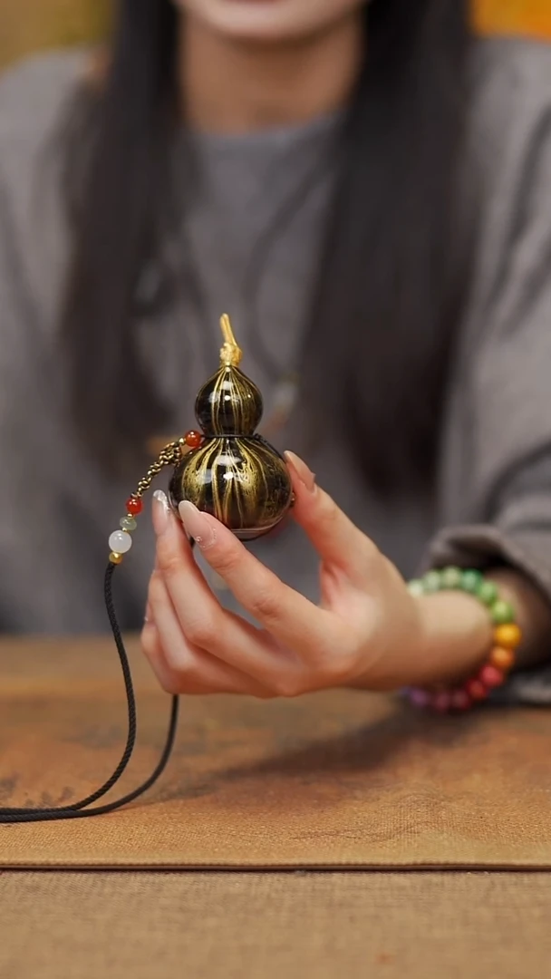 【闪购商品】456宴禾堂大漆脖挂葫芦68