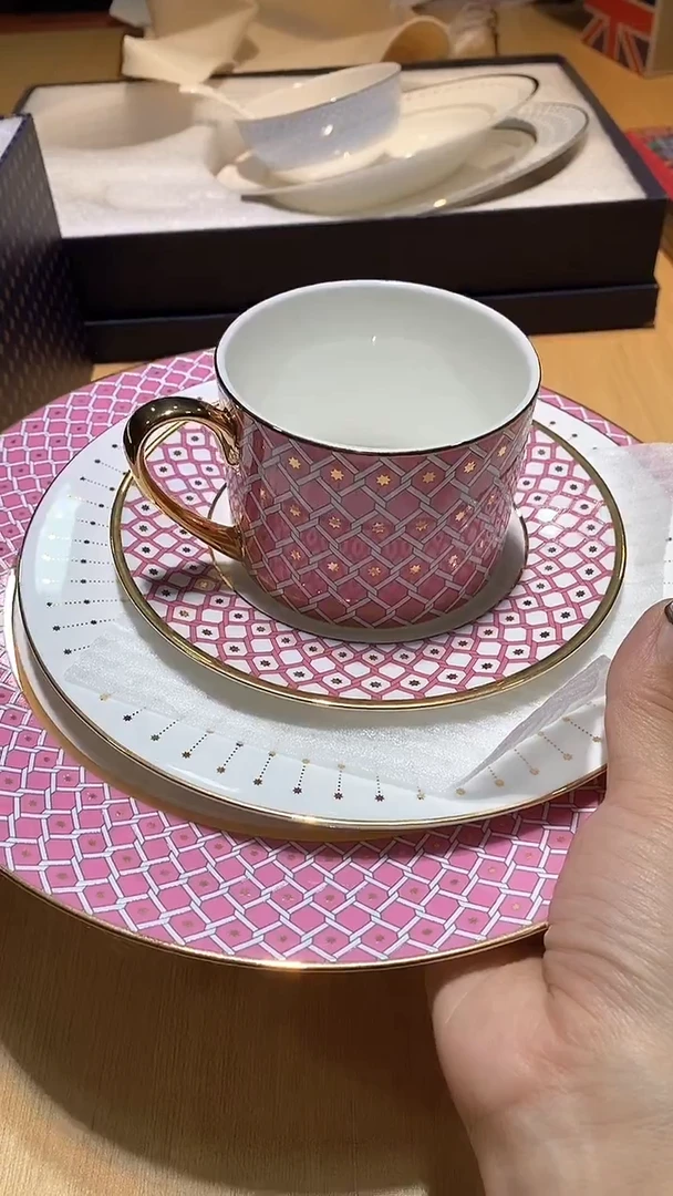 【闪购商品】瓷片锅碗瓢盆一件不剩