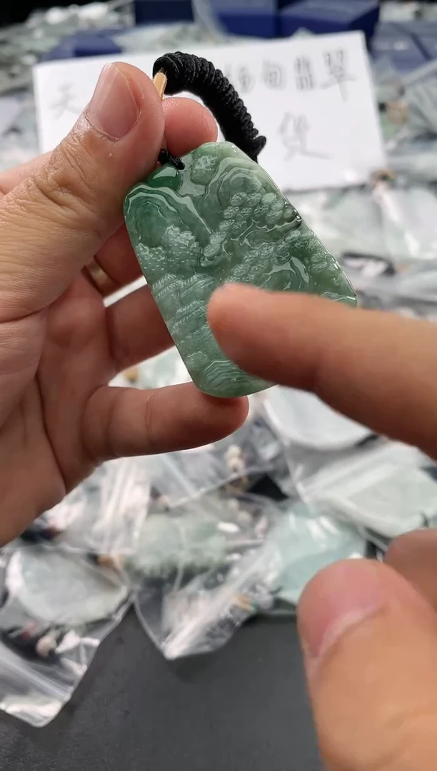 颈饰未镶嵌翡翠25/11/23/630