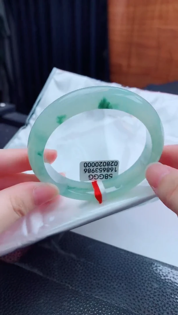 翡翠手镯未镶嵌缅甸天然翡翠A货手镯