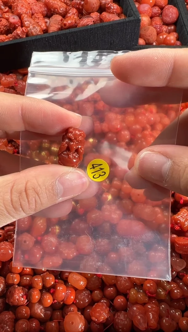 【闪购商品】南红玛瑙颈饰未镶嵌1