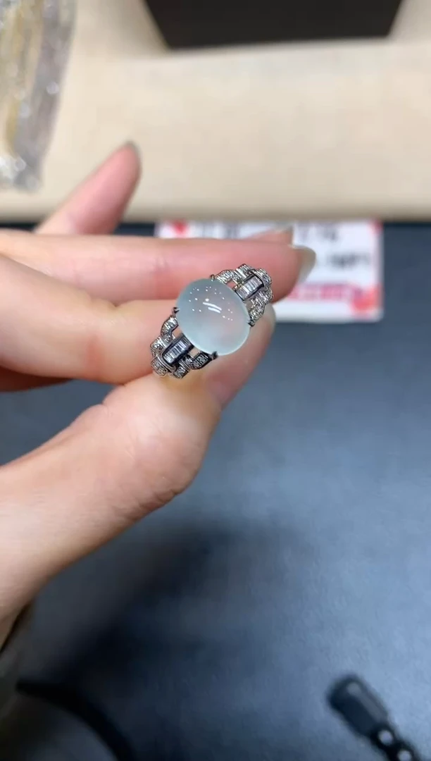 【闪购商品】翡翠戒指18K金镶嵌【无鉴赏期