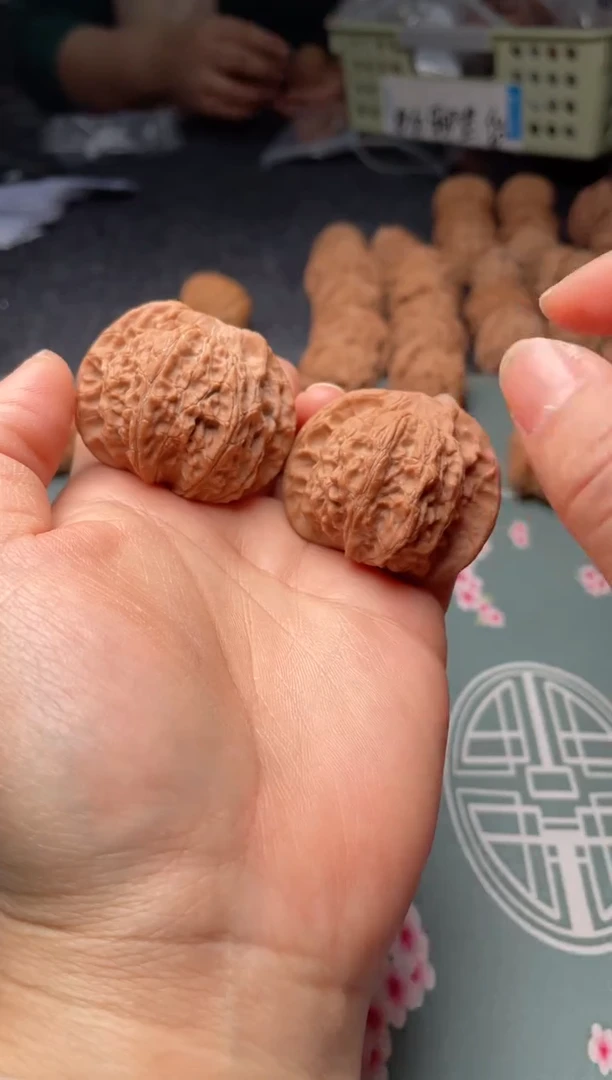 把件文玩核桃w172   平顶 42尺