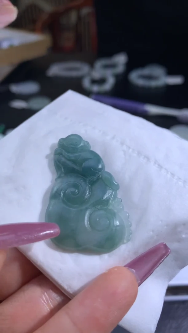 未镶嵌定制翡翠尼****6翡翠