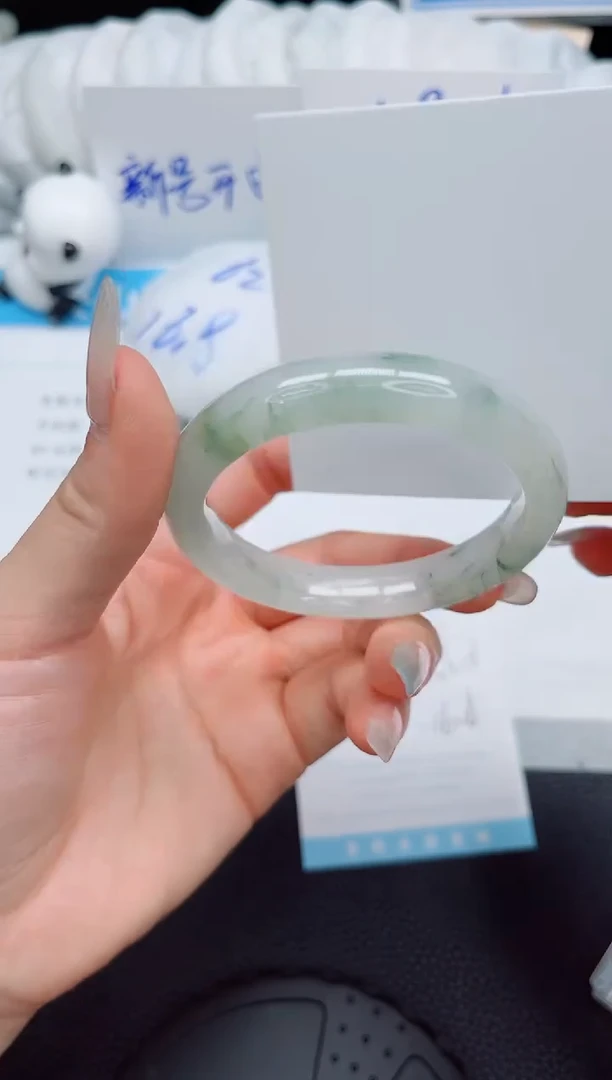 石英质玉手镯未镶嵌81-55.8