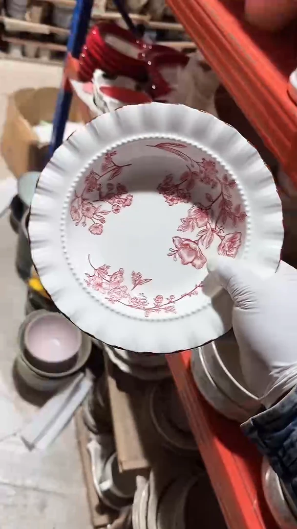 陶瓷草帽深盘微瑕 凑满20元包邮