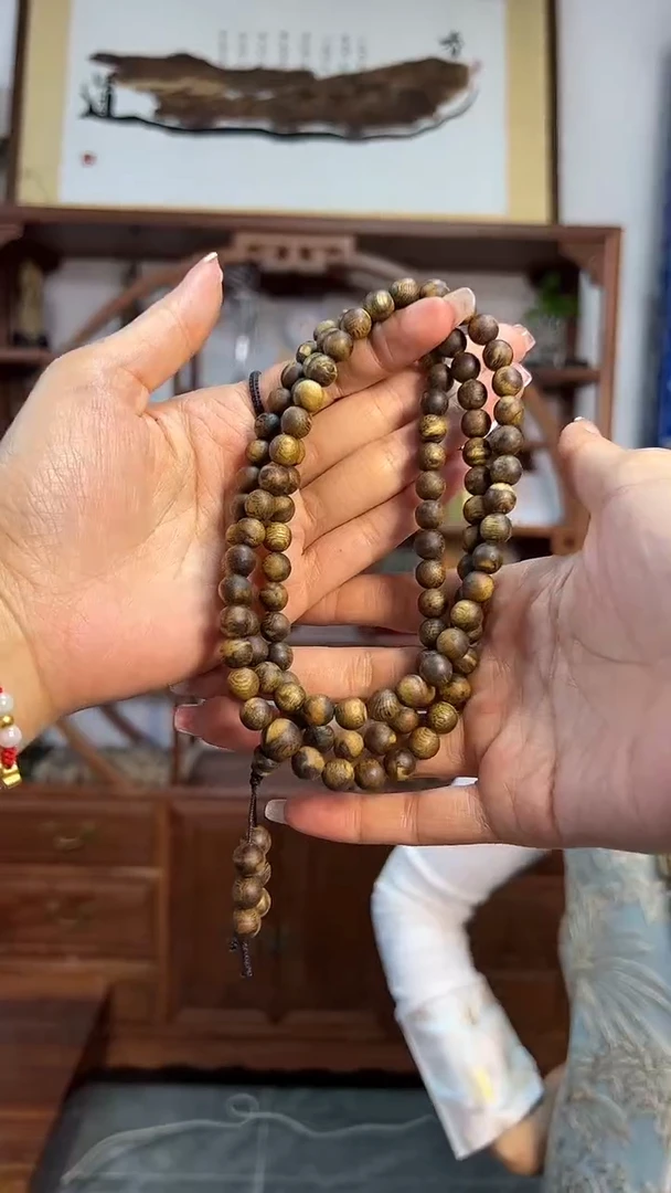 【闪购商品】沉香手串虎斑珠08-27九七圆珠多圈多样性发一条