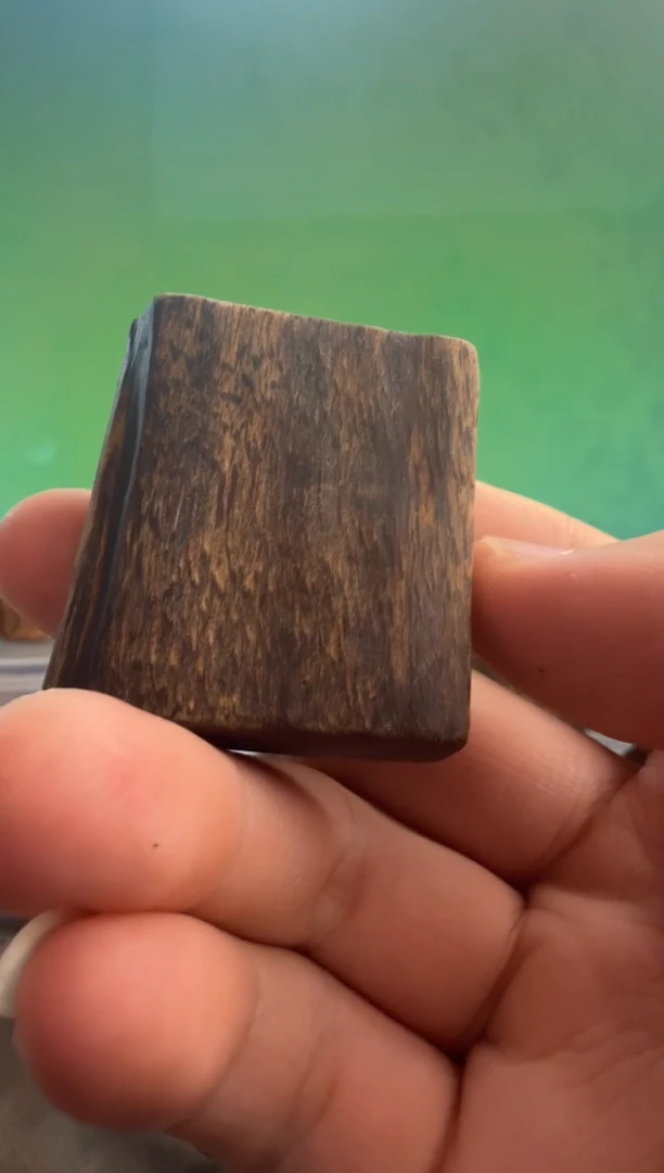 沉香吊坠白棋多样性发一