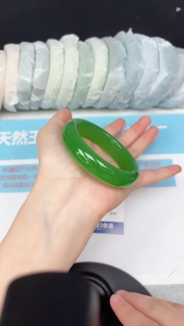 未镶嵌手镯石英质玉107/5354