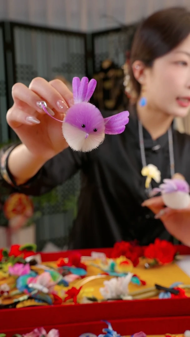 刺绣?**?H514非遗苏绣绒花手工饰品