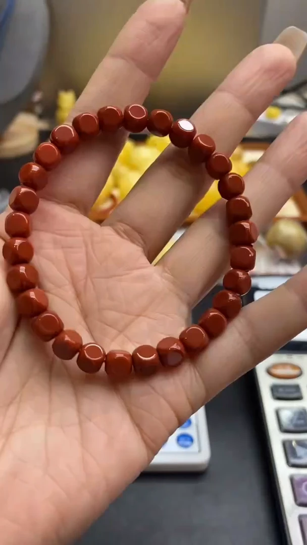 未镶嵌南红玛瑙珠宝奇石824