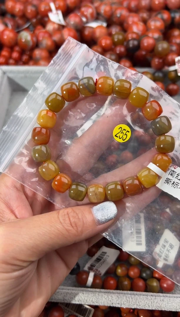 未镶嵌手串南红玛瑙10+