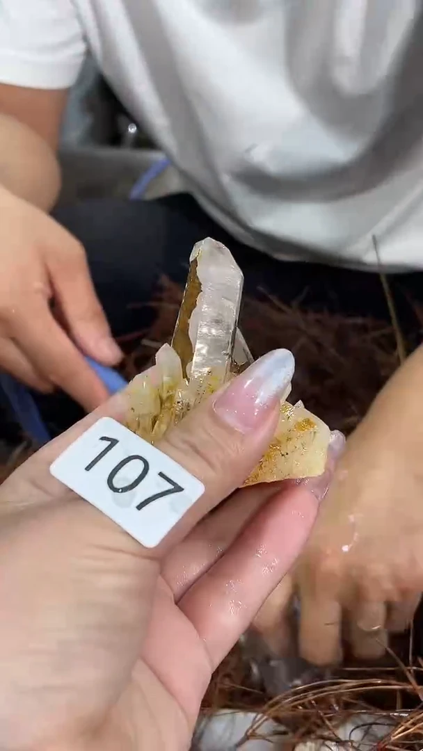 未镶嵌珠宝半成品水晶晶簇-107
