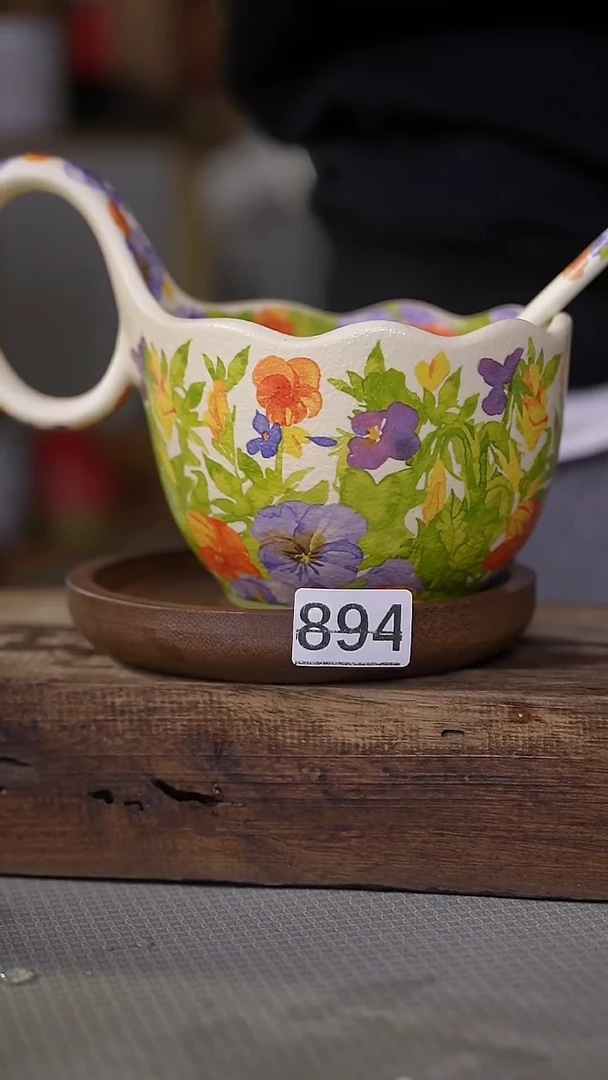 【闪购商品】瓷片釉中彩花卉咖啡杯