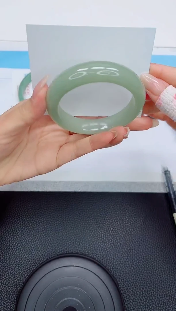 石英质玉手镯未镶嵌265-56.3