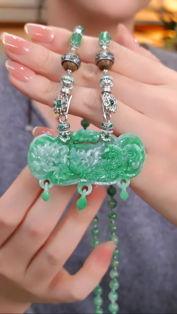 颈饰未镶嵌翡翠国风