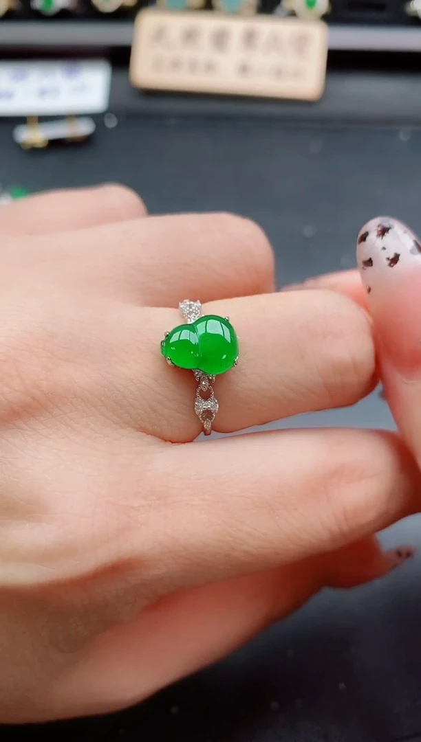 银S925镶嵌戒指翡翠1