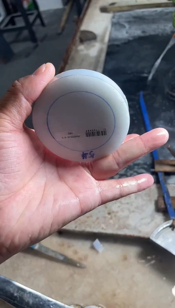 未镶嵌手镯定制翡翠手镯