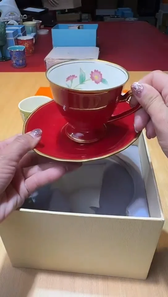 瓷片生活的本意是开心啊@@1