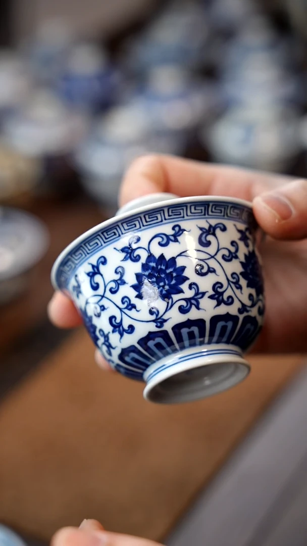 春风缠枝盖碗11111111