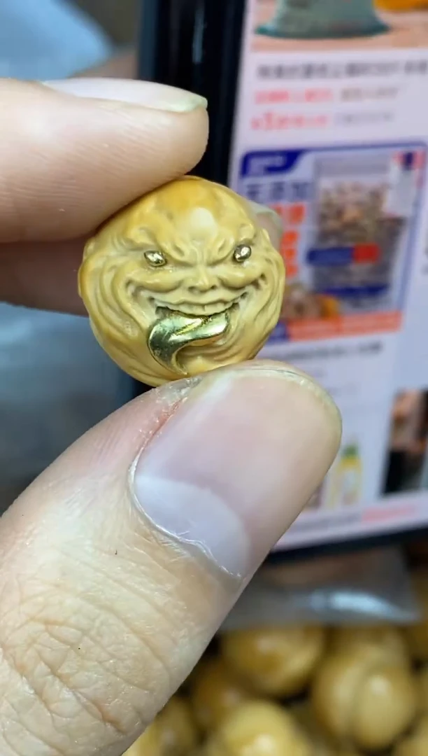 猴头核桃吊坠舔僧 重工