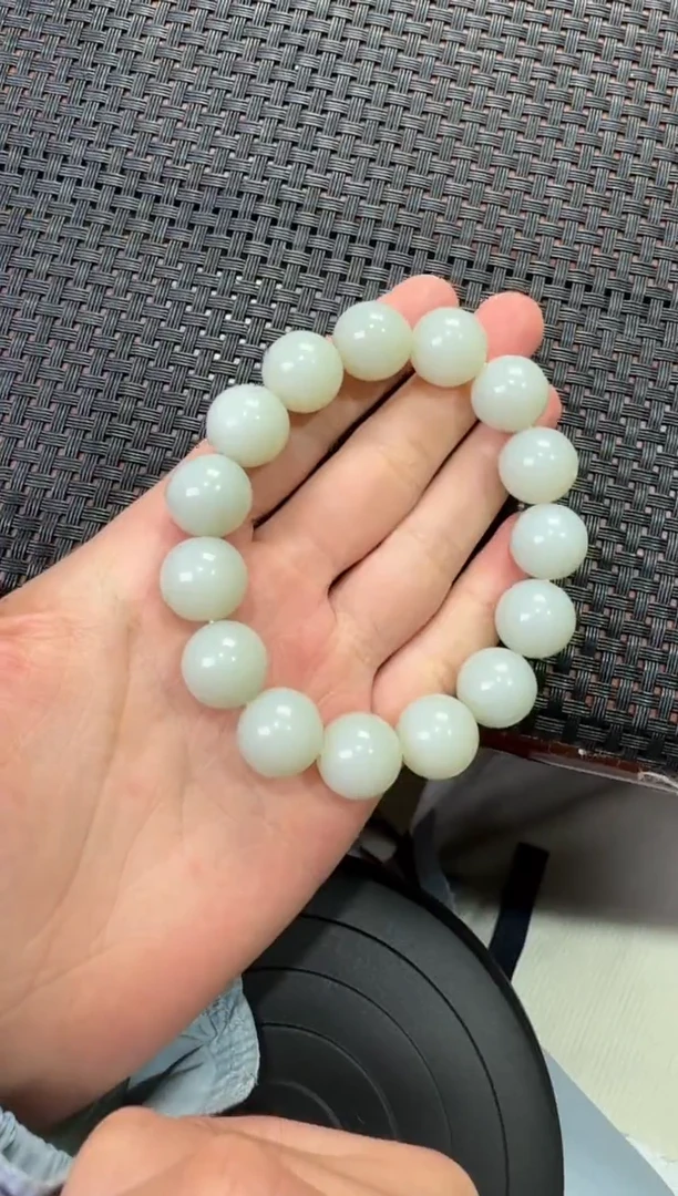 未镶嵌手串和田玉土**肉卡14近矿乃蓝色手串