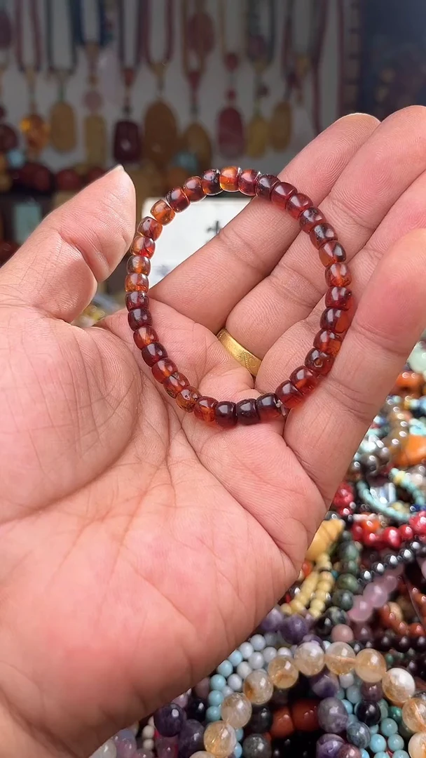 裸石琥珀未镶嵌L*Q一物一拍 004437