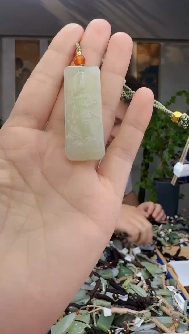 未镶嵌和田玉挂件拍一发一