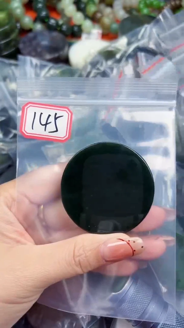 颈饰未镶嵌和田玉和田玉