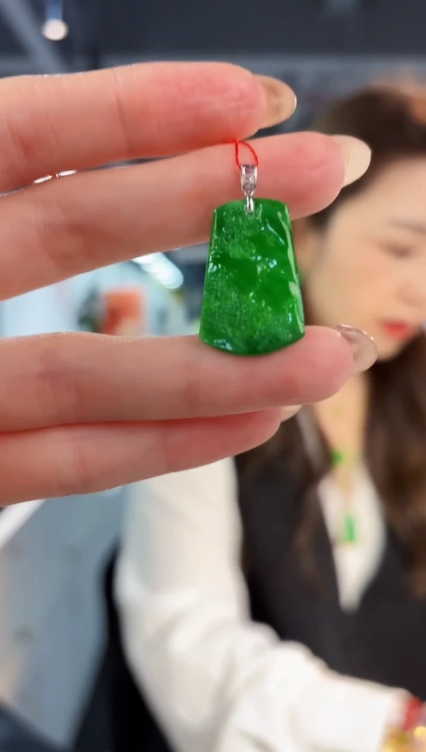 【闪购商品】翡翠颈饰18K金镶嵌缅料A货/支持复检/一件