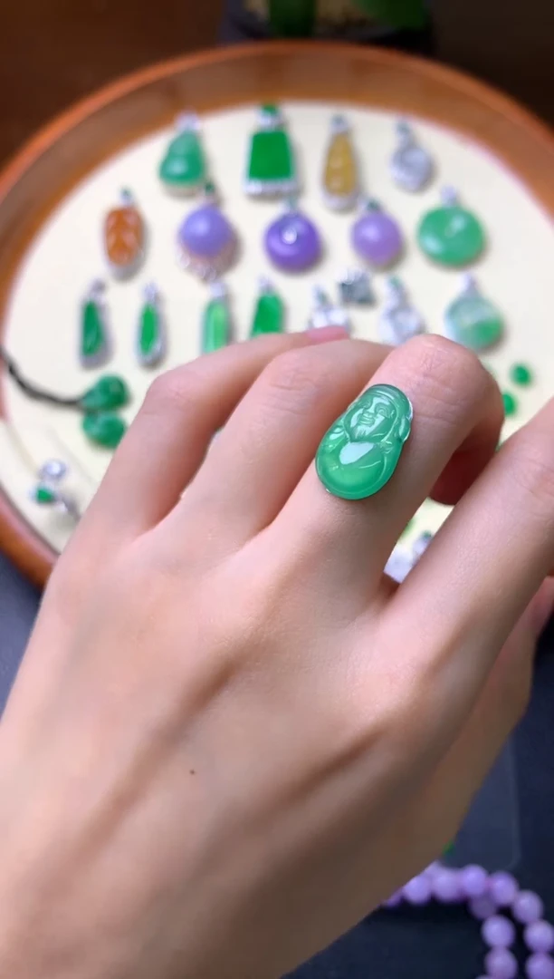 【闪购商品】定制翡翠未镶嵌裸石（镶嵌定制）