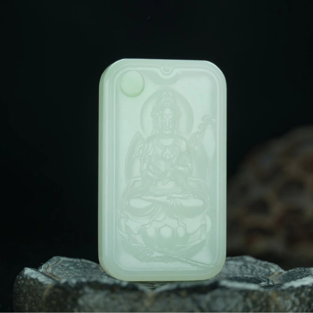 【人之初臻品】收藏天然和田玉新疆羊脂白玉飘翠莲花坐观音吊坠男款