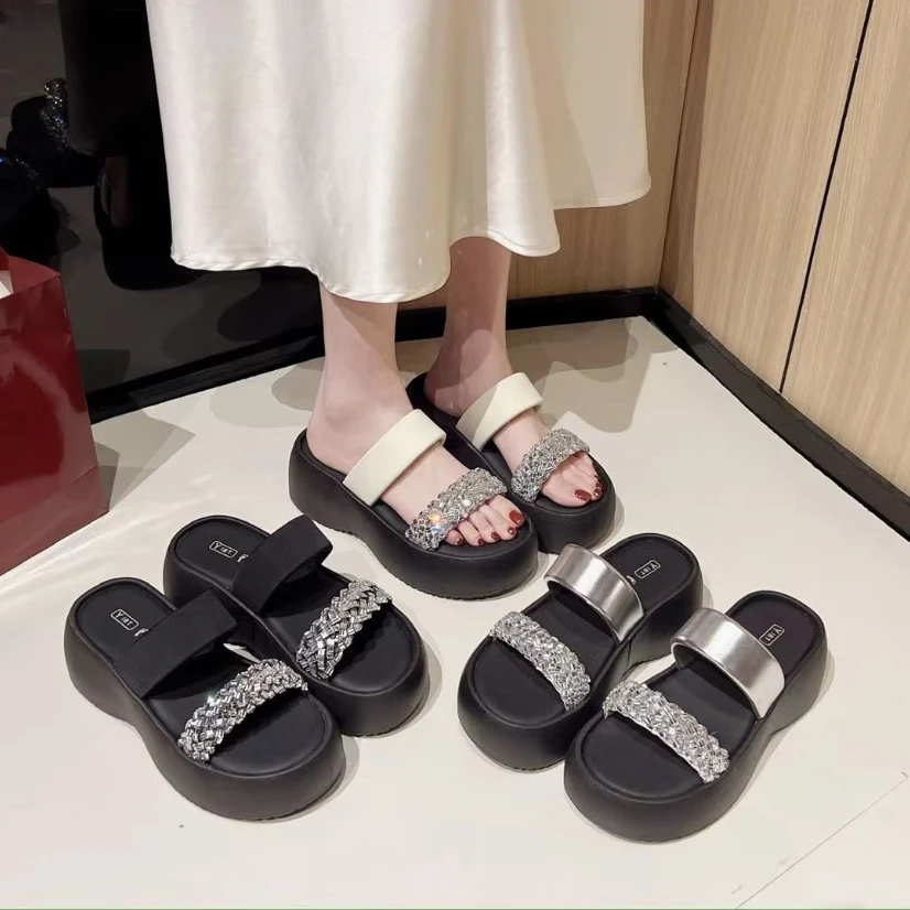 仙女风水钻一字拖鞋女夏外穿2025新款韩版厚底松糕鞋沙滩鞋凉拖女