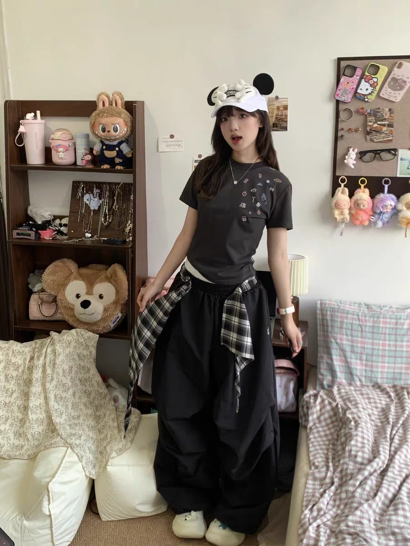 花生酱 美式复古基础卡通贴纸印花修身正肩短袖T恤女