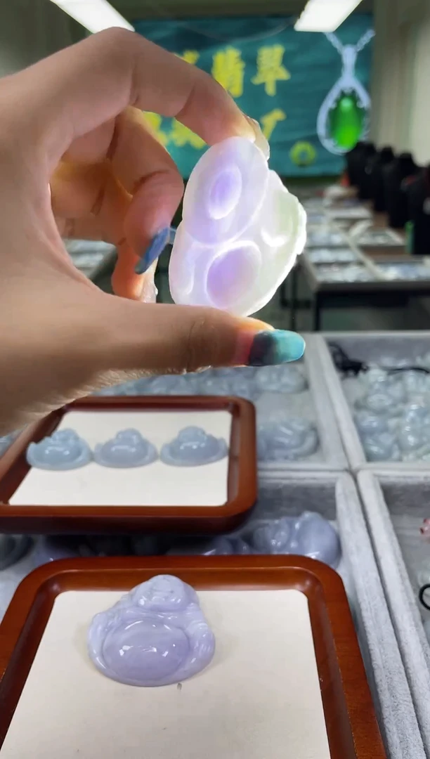 未镶嵌挂件翡翠1