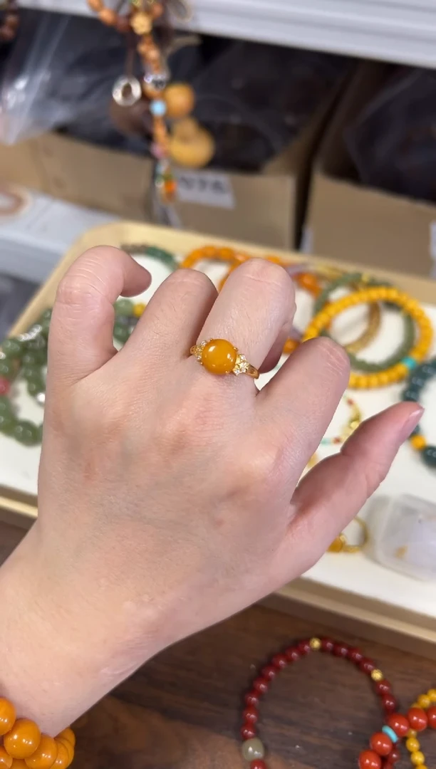 蜜蜡银S925镶嵌戒指满蜜蜜蜡银镶嵌戒指[3297]