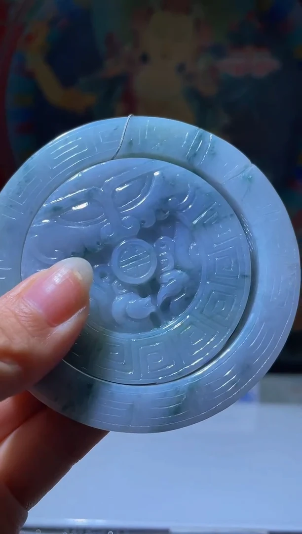 翡翠未镶嵌颈饰MFC06018095