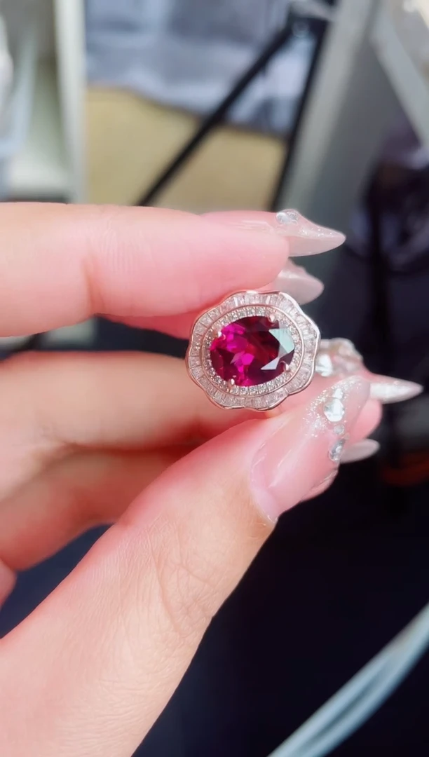 【闪购商品】石榴石戒指银S925镶嵌戒指