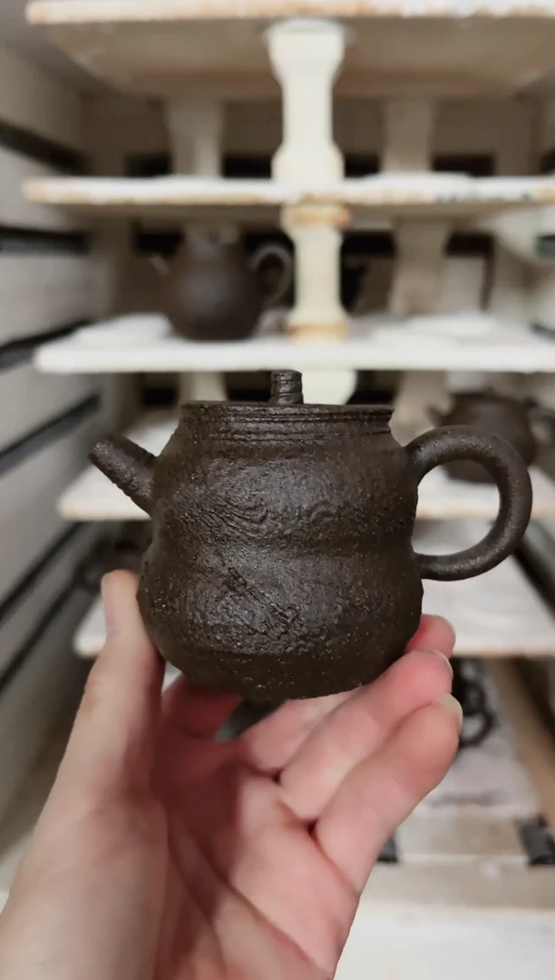【闪购商品】冰碛岩陶制手工壶