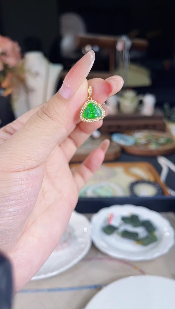 翡翠银S925镶嵌吊坠(不含链)多样性发货其一