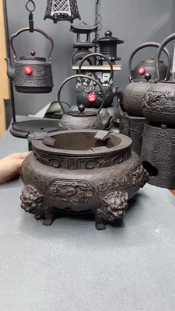 铸铁石****泰铸铁五狮炉