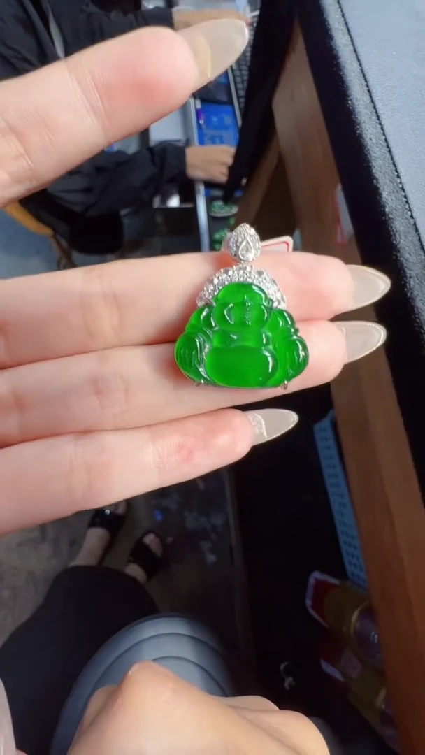 未镶嵌定制翡翠翡翠A货有轻微色差属于正常现象，佛公多样性发货1