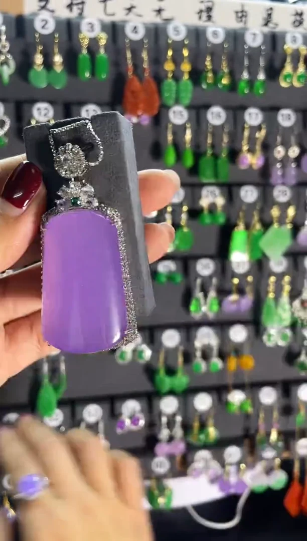 【闪购商品】翡翠耳饰银S925镶嵌226..