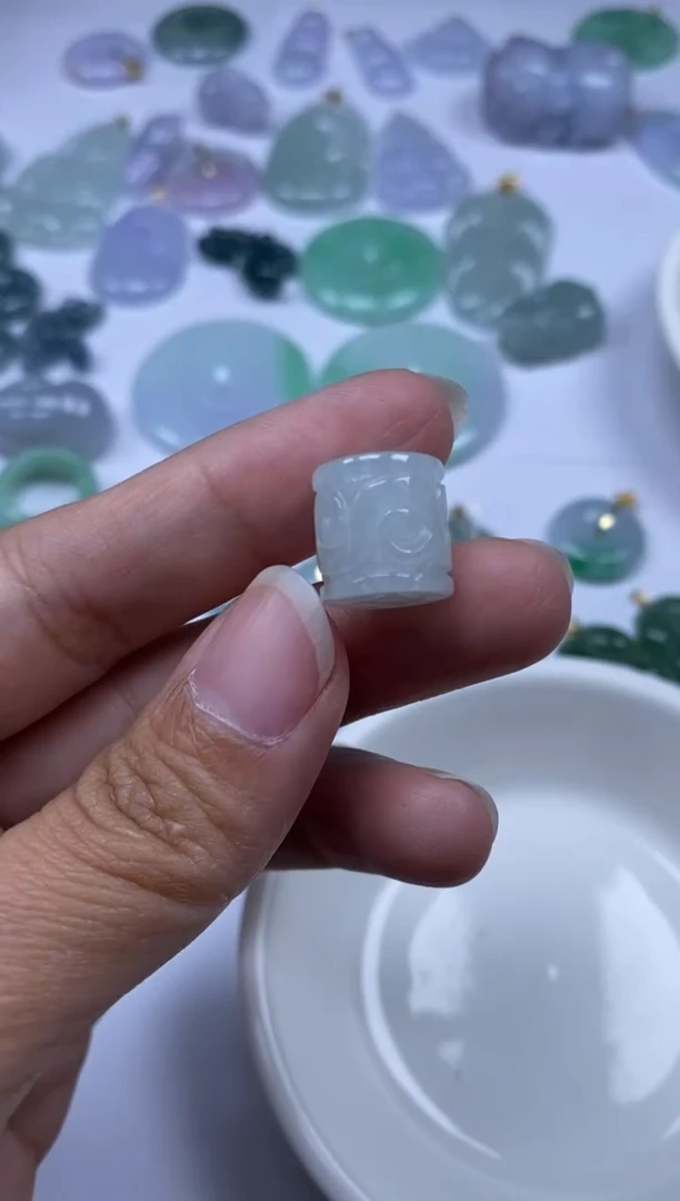 翡翠未镶嵌颈饰雪欣散珠定制diy