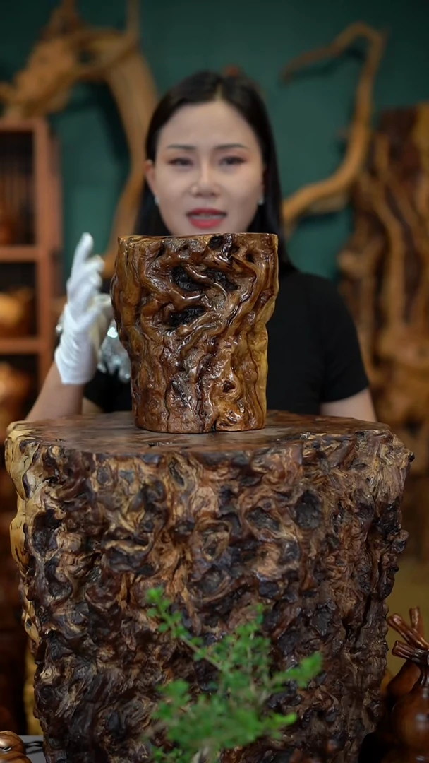 枣木雷击枣木笔筒