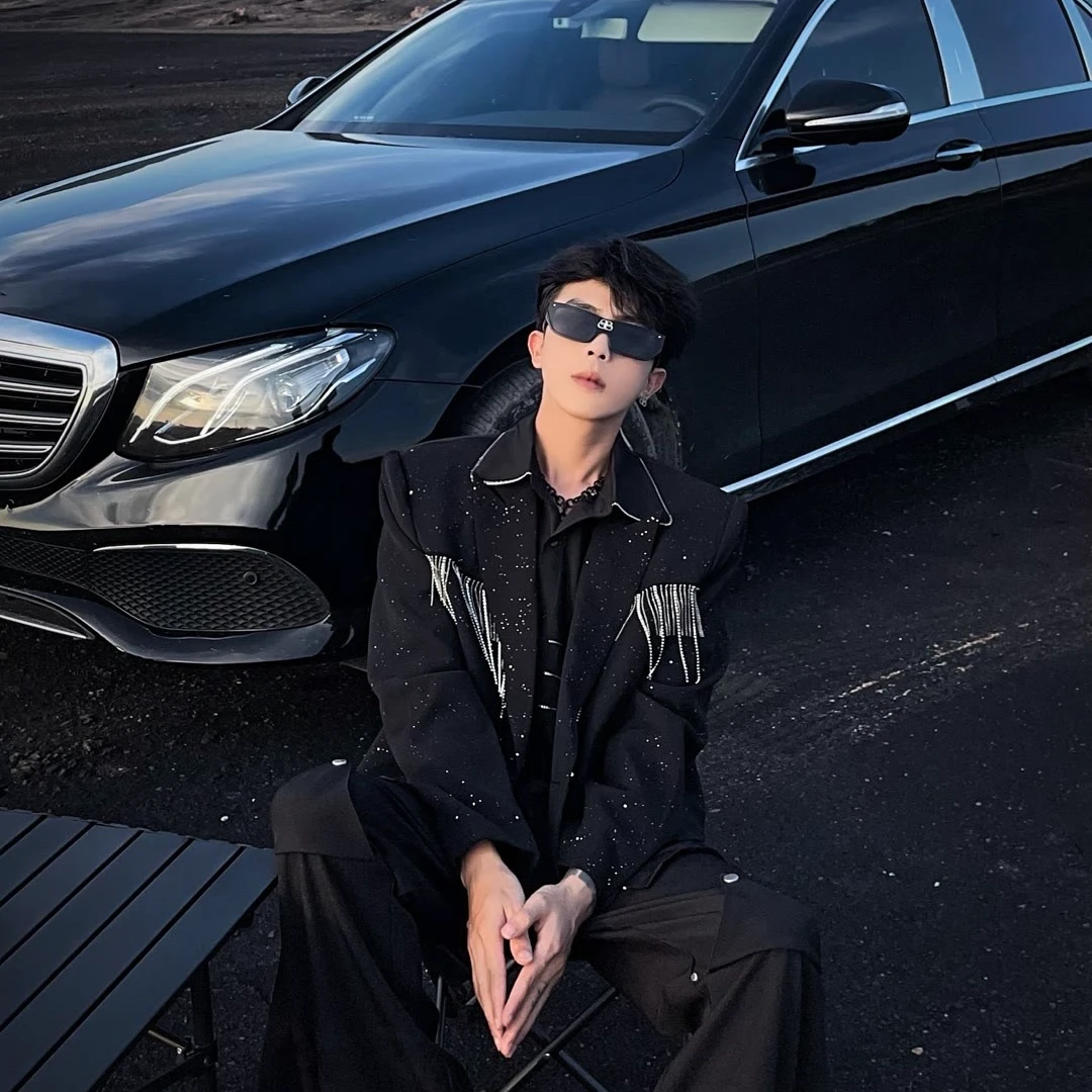 流苏设计感满天星黑色短款西装外套男时尚个性宽松百搭短款小西服