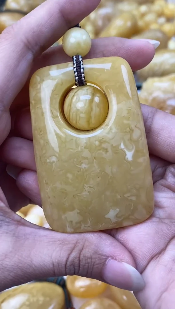 未镶嵌琥珀裸石天然琥珀蜜蜡