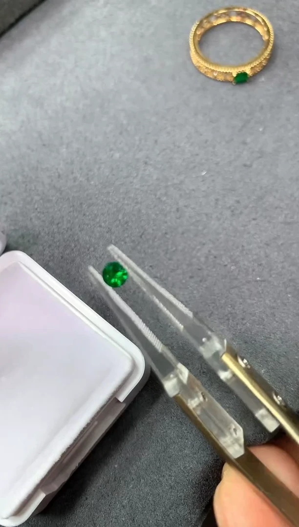 裸石祖母绿0.2ct 53