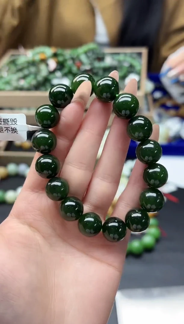 未镶嵌手串和田玉董小姐推荐 多样性发货 拍一发一bybcl13